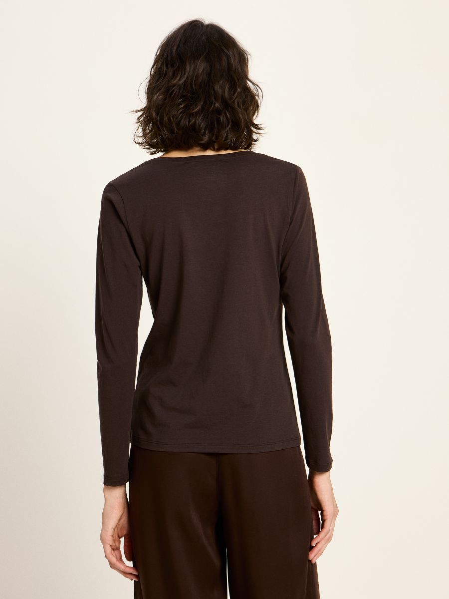 LANIUS_225_13632-00-290-dark-brown-34_Langarmshirt_06.jpg
